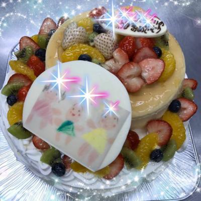 24センチ生クリーム➕18センチチーズケーキ➕子供